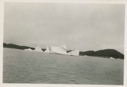 Image of Icebergs between Labrador and Baffin Island